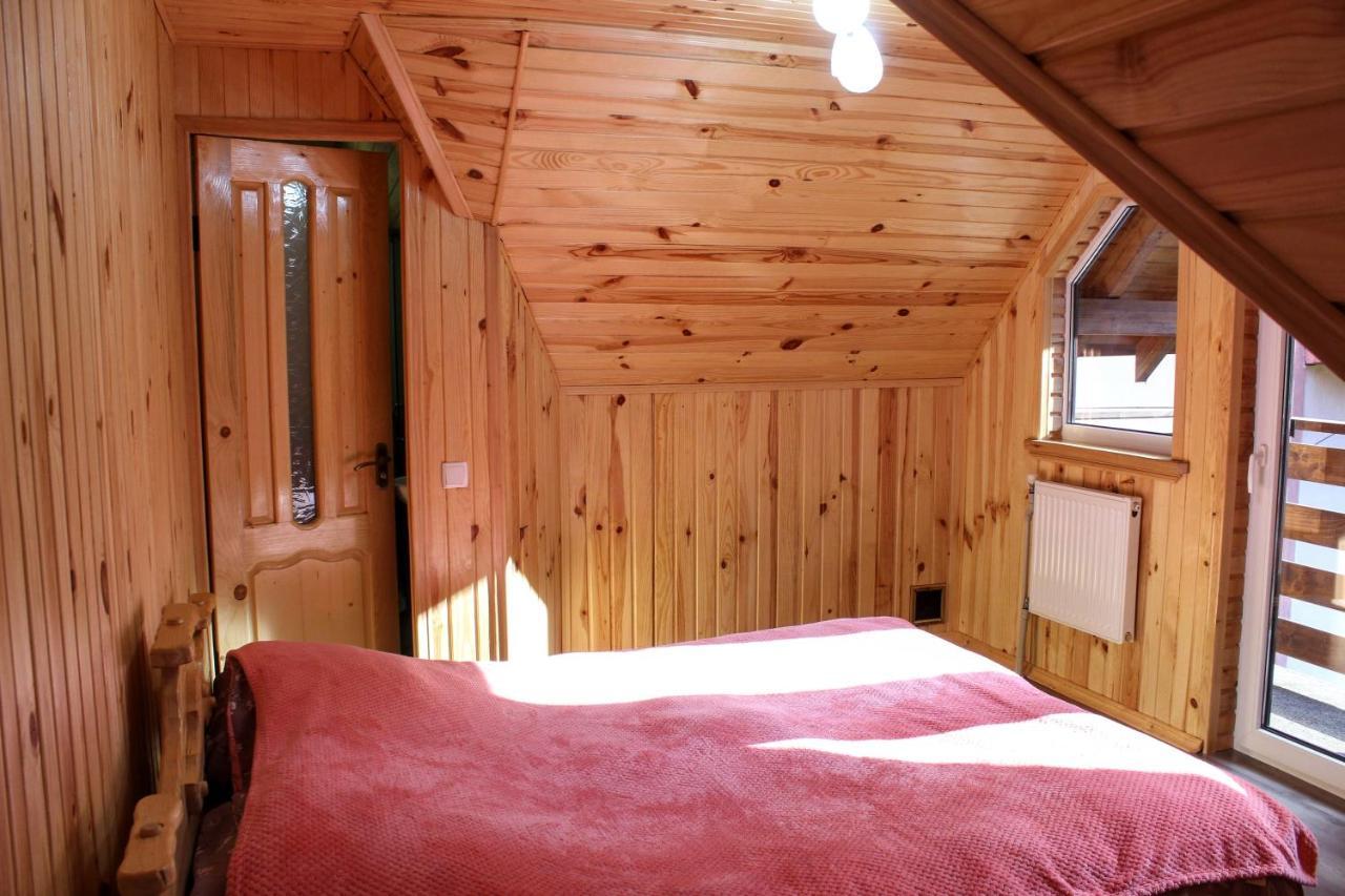Cottage "Karpatske Shale" Yaremche Exterior photo